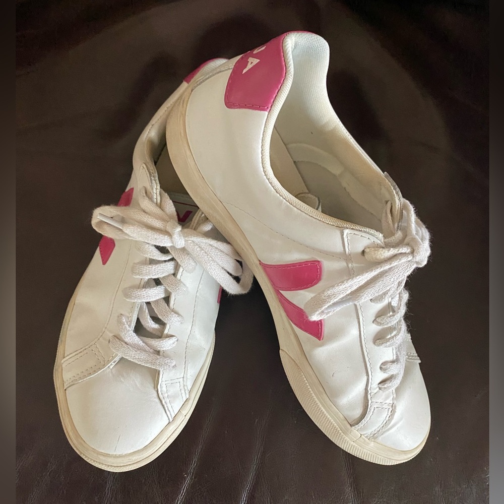 VEJA Leather Sneakers 8 Pink V